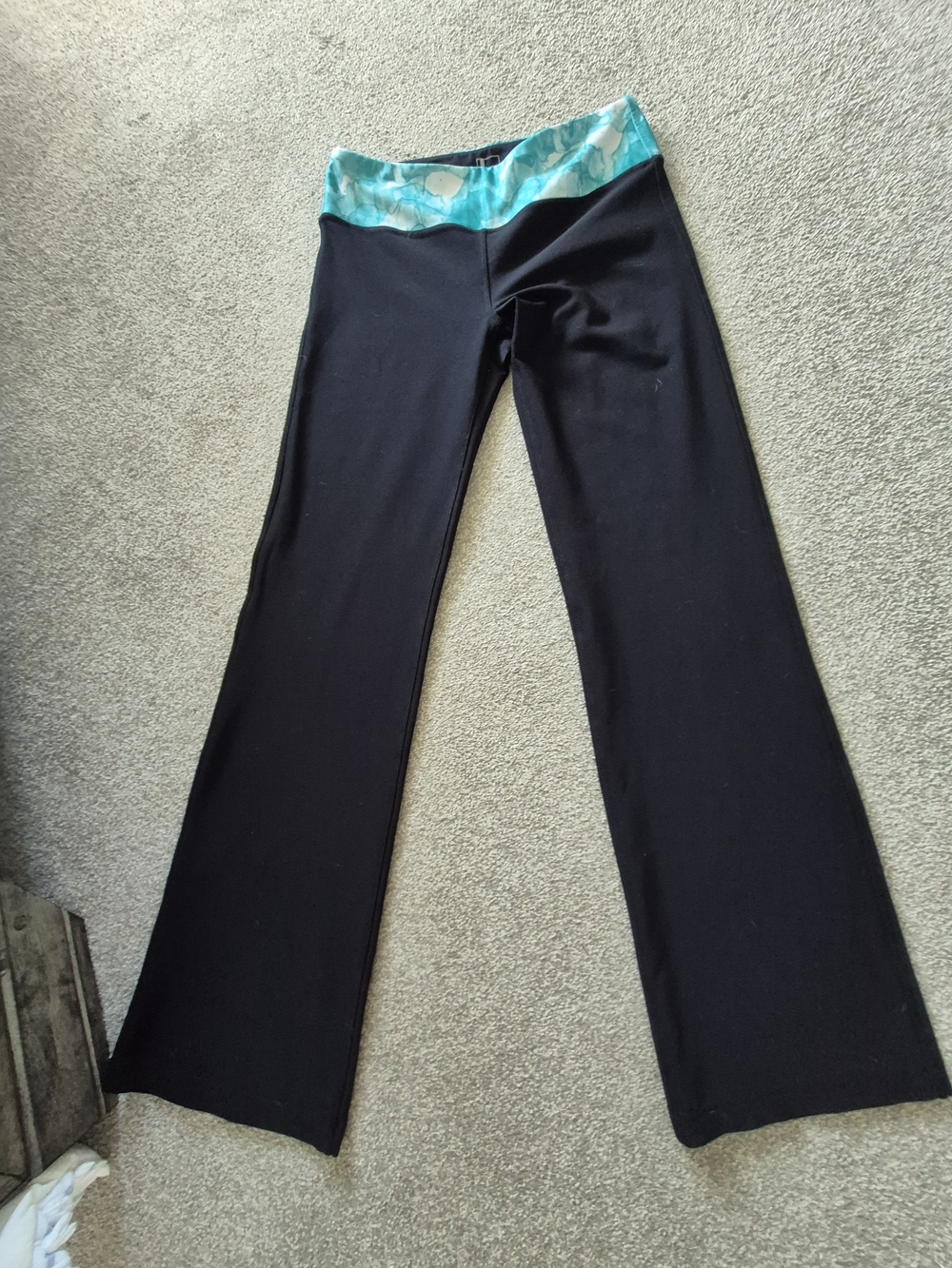 Women's Mondetta Black Flare Yoga Pants with Teal Waistband